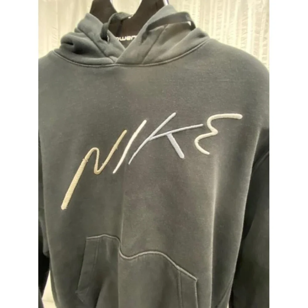 Nike Club Fleece Men's Small Black Embroidered Logo Pullover Hoodie FB7488-010